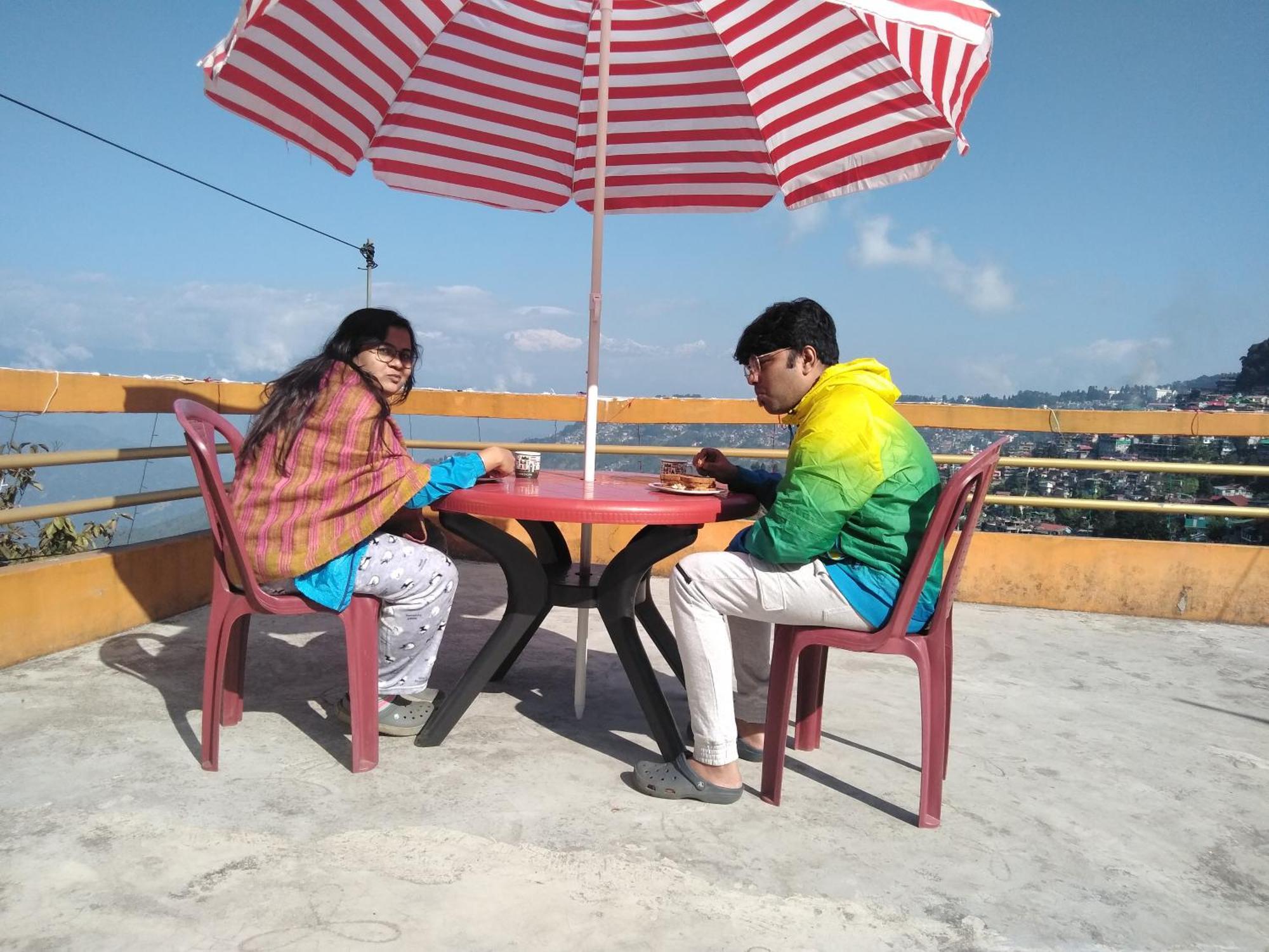 Lotus Homestay Darjeeling  Rum bild